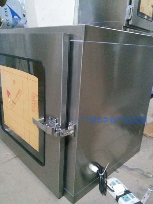 機械互鎖傳遞窗結(jié)構(gòu)特點 機械互鎖傳遞窗結(jié)構(gòu)特點