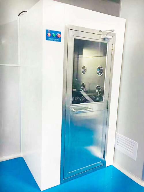烤漆潔凈風(fēng)淋室產(chǎn)品特點(diǎn) 烤漆潔凈風(fēng)淋室產(chǎn)品特點(diǎn)