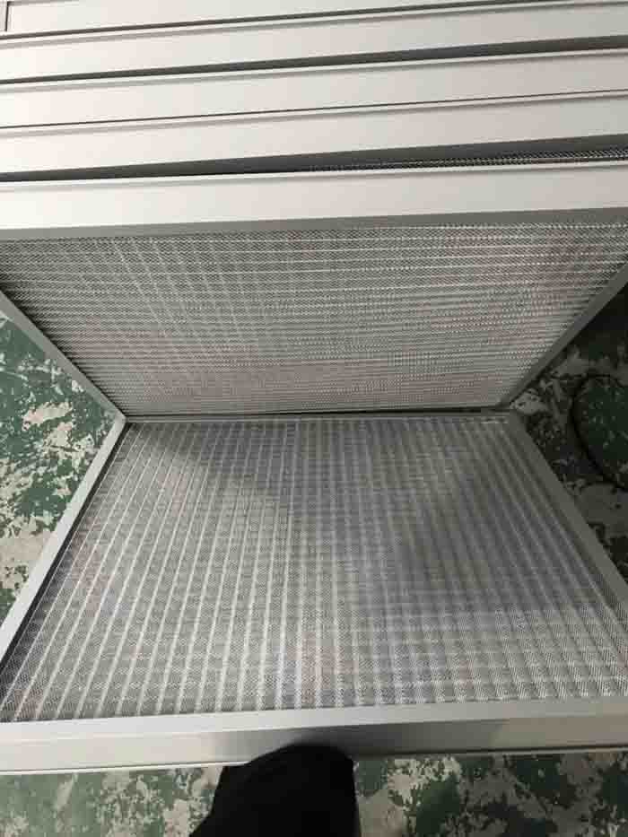 金屬網(wǎng)過(guò)濾器濾料：金屬網(wǎng)、鋁網(wǎng)或不銹鋼絲網(wǎng)