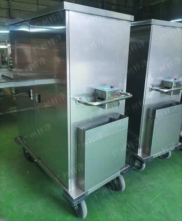 密閉式滅菌器械物品電動轉(zhuǎn)運車有單面雙開門,單側(cè)門可旋轉(zhuǎn)角度≥220°度開啟設(shè)計，裝卸物品更方便;