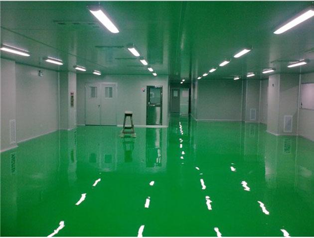 潔凈無(wú)塵車(chē)間工程發(fā)展歷史．第一次世界大戰(zhàn)后，美國(guó)的陀螺儀制造工業(yè)最先提出了環(huán)境凈化問(wèn)題，為試圖在生產(chǎn)中消除空氣中重粉末對(duì)航空儀表小軸承與齒輪的污染，建造了最原始潔凈廠(chǎng)房