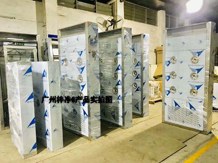 風(fēng)淋室通常由哪些部分構(gòu)成的詳細介紹